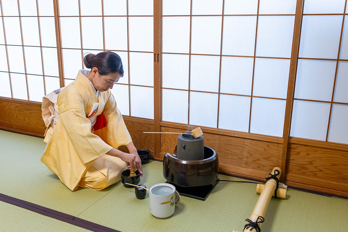 Kyoto Tea Ceremony in a Japanese-Style Tea Room