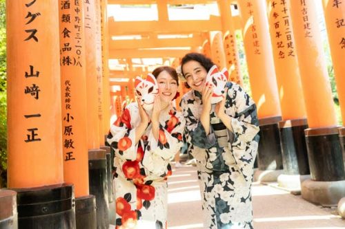 Wide Variety of Kimonos for an Authentic Kyoto Kimono Rental Experience